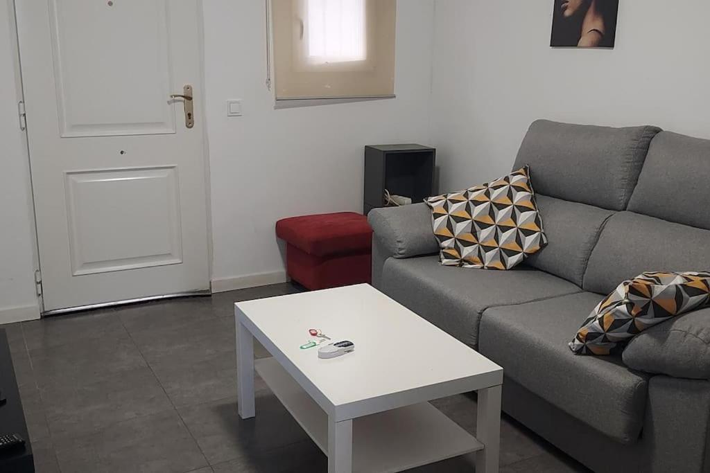 Dama Iberica II Apartment บาเลนเซีย ภายนอก รูปภาพ