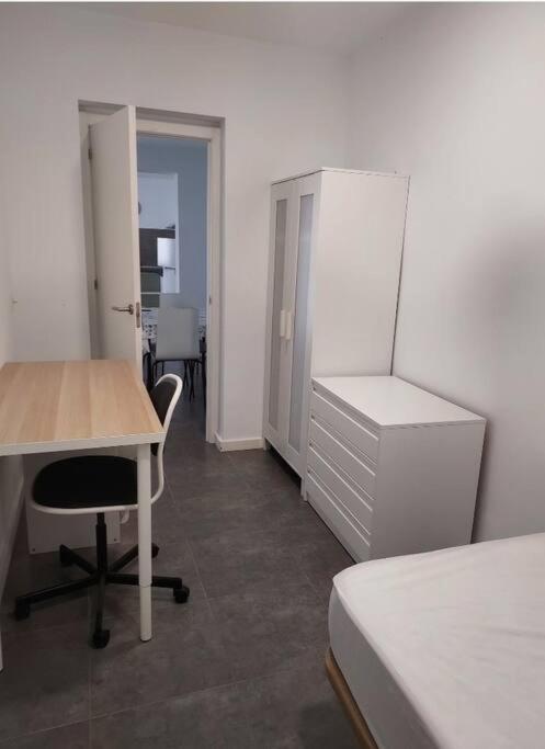 Dama Iberica II Apartment บาเลนเซีย ภายนอก รูปภาพ